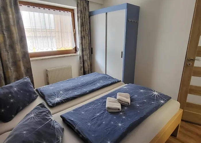 アパート Pavel トゥクス